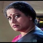 अभिनेत्री मोना अंबेगांवकर