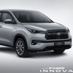 Toyota Innova Hycross