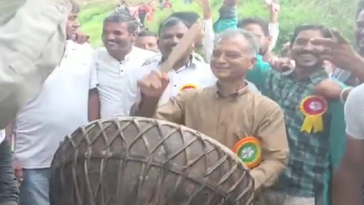 Politics: Breaking Sukhram's Chakravyuh in Mandi Sadar Challenge for BJP