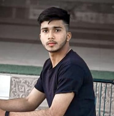 Dead body of young man found hanging from tree, fear of murder