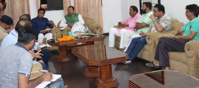 Will do Chakachak at a cost of 3.5 crores to the ill-fated Sanjay Van: Bhatt