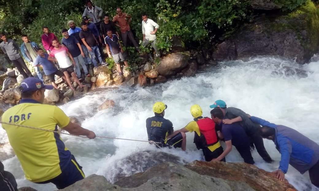 Dead body of a person found in Gadera