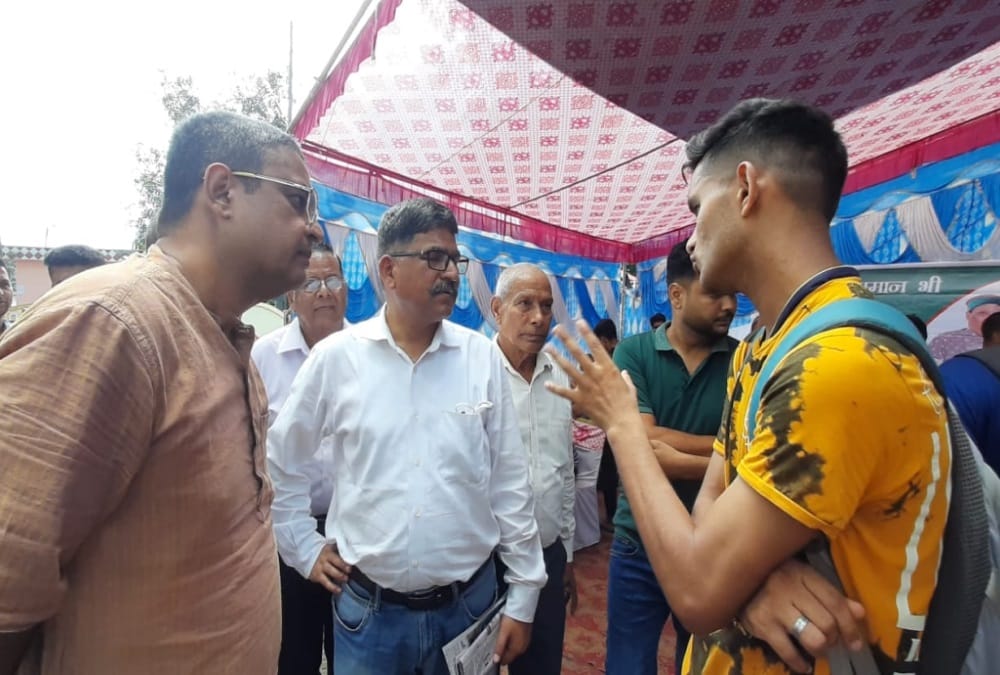 Agniveer Recruitment in Kotdwar: Youth very disappointed with Standard of bharti told to congress leader