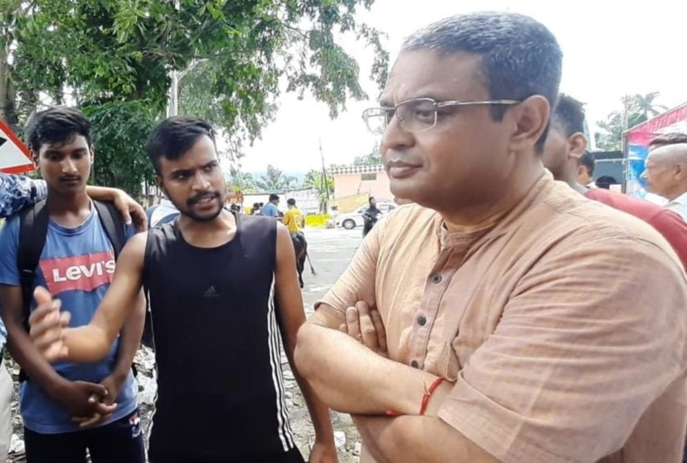 Agniveer Recruitment in Kotdwar: Youth very disappointed with Standard of bharti told to congress leader