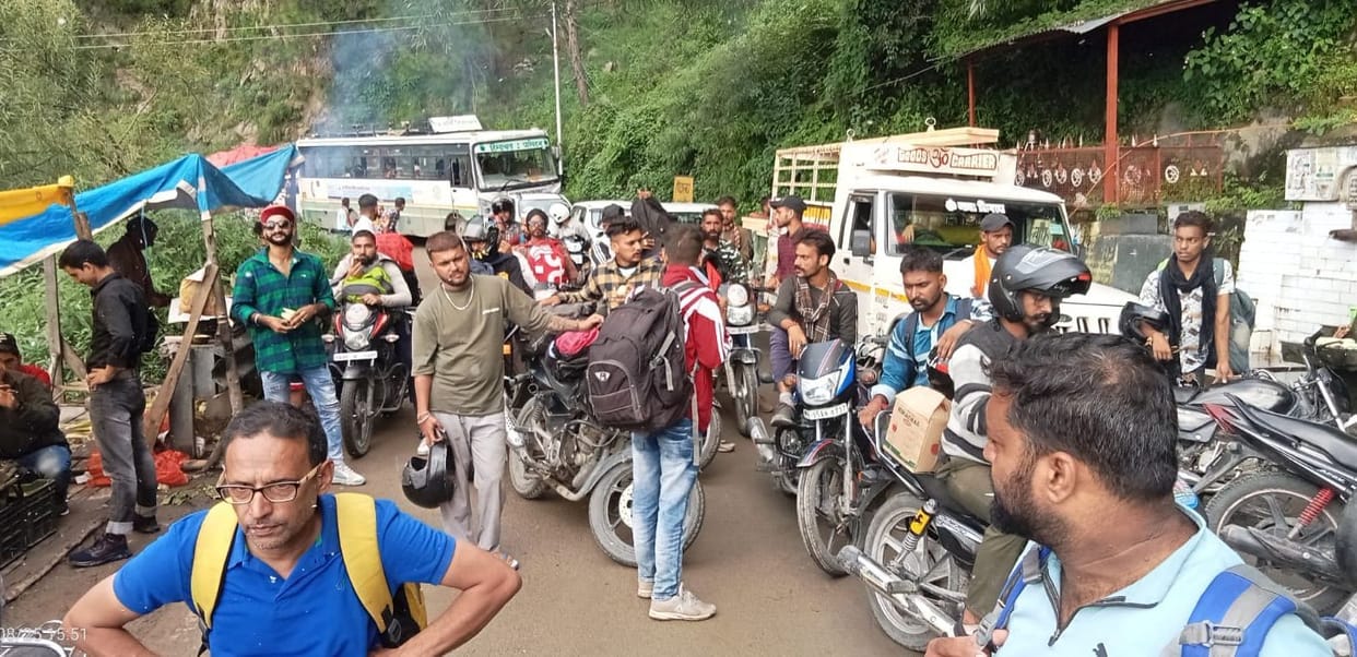 Debris removal work started from NH near Kandu