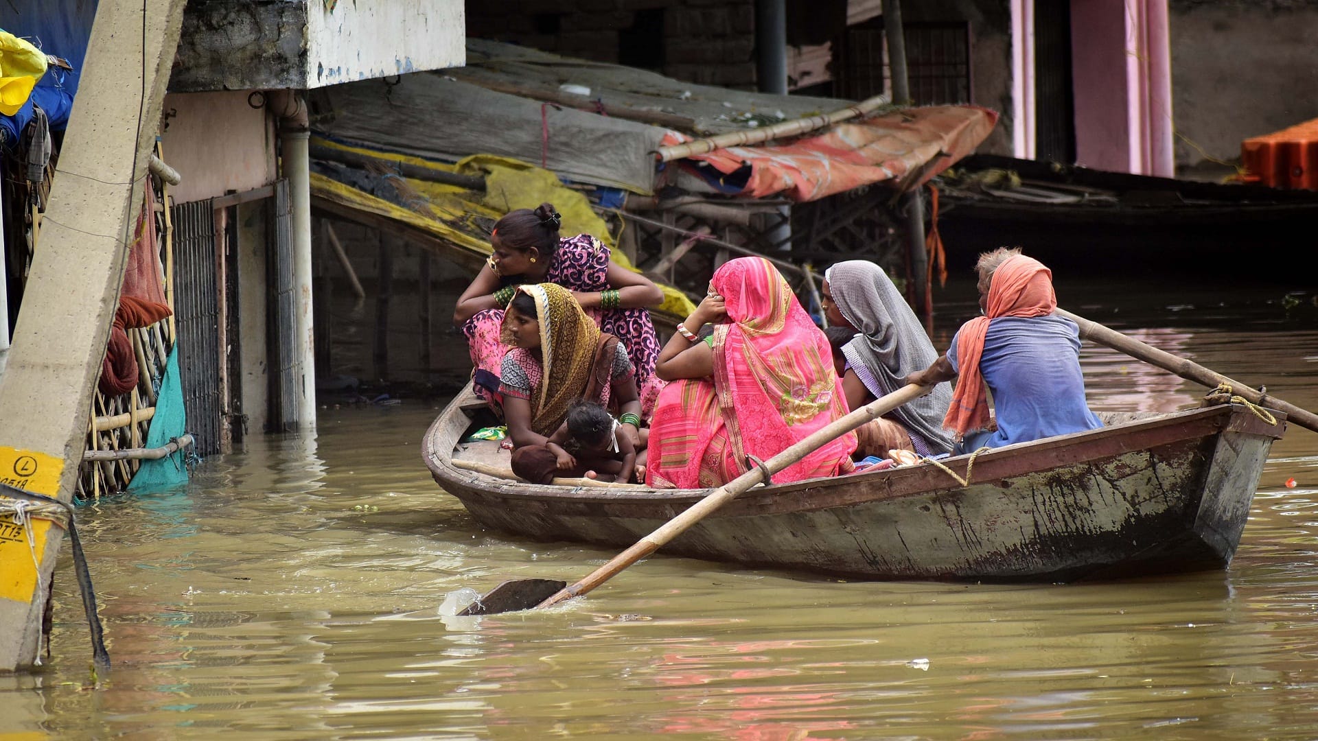 Ganga and Yamuna can cross the danger mark anytime, PAC NDRF Alert