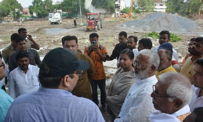 Jal Shakti Minister Swatantra Dev Singh travelled by city bus in varanasi after inauguration