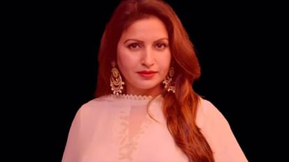 सोनाली फोगाट के मुंहबोले भाई पर फायरिंग: हमलावर का निशाना चूका, मिर्जापुर जा रहे था छोटू बैनीवाल Firing on Sonali Phogat brother: Attacker missed target, Chhotu Beniwal was going to Mirzapur