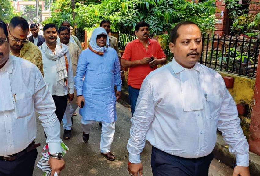 Former MLA Ajay Rai surrenders in varanasi court and got bail in three cases
