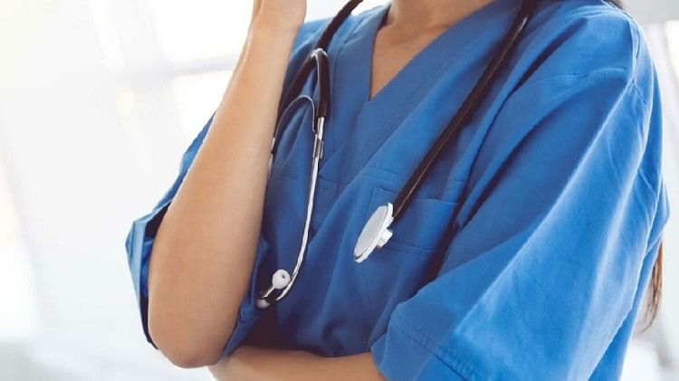 Uttarakhand: राजकीय अस्पतालों में नर्सिंग स्टाफ की कमी नहीं हो रही दूर, 1564 पदों की अंतिम चयन सूची  लटकी