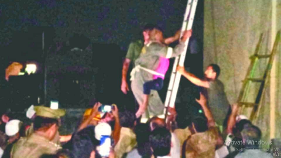 Five burned alive eight people rescued in house fire in Moradabad