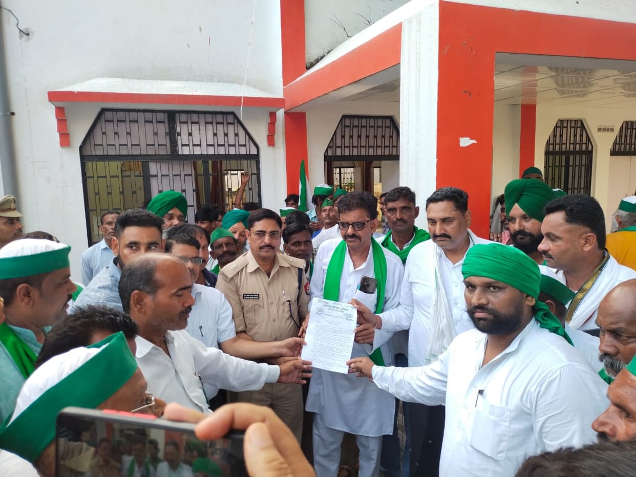bku workers protest against the police