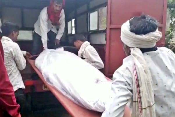Drunk Wife Brutally Beaten Up Wood Thrown In Private Parts Died During Treatment in Betul