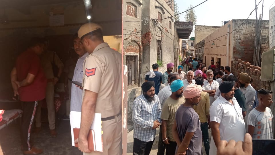 Man commits suicide by killing five family members in Ambala of Haryana