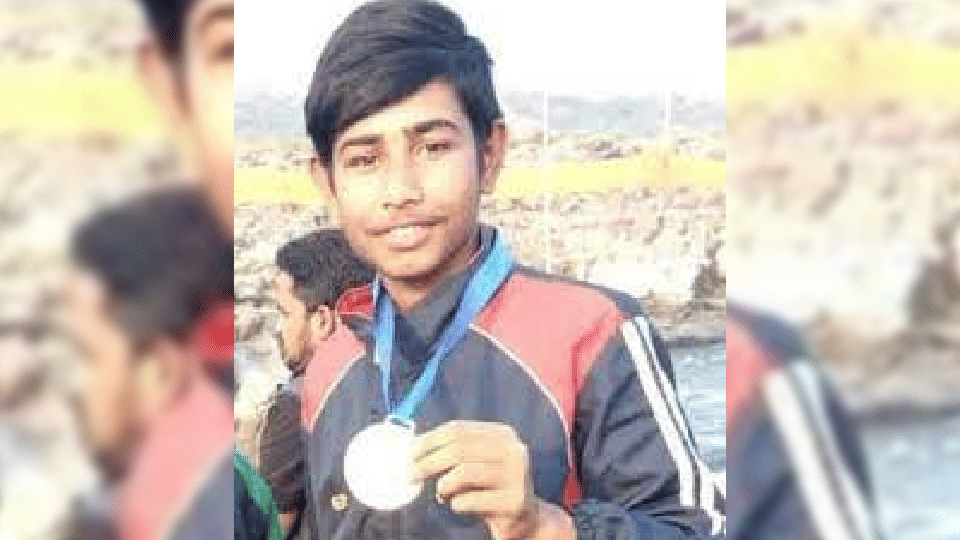 Indore News: A Student Died As He Slips From Fourth Floor of A Building While On Mobile