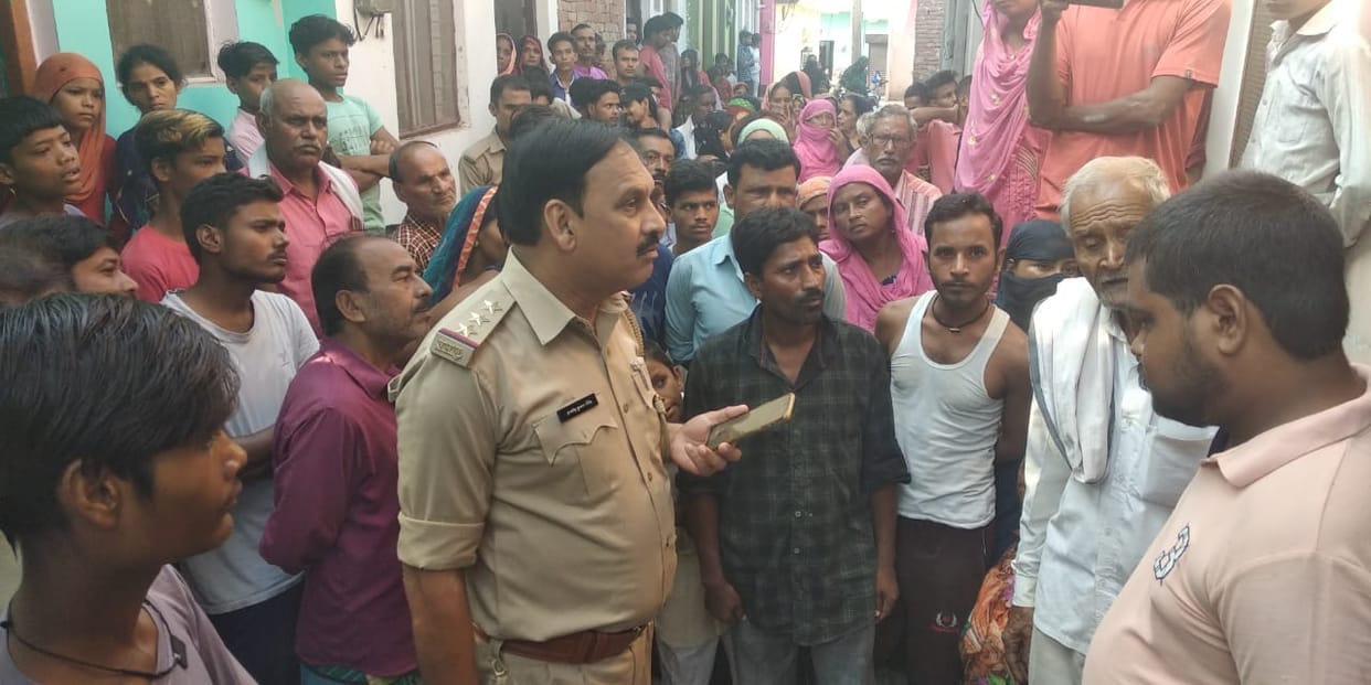 two innocent people were brutally strangled and then their father hanged in Farrukhabad