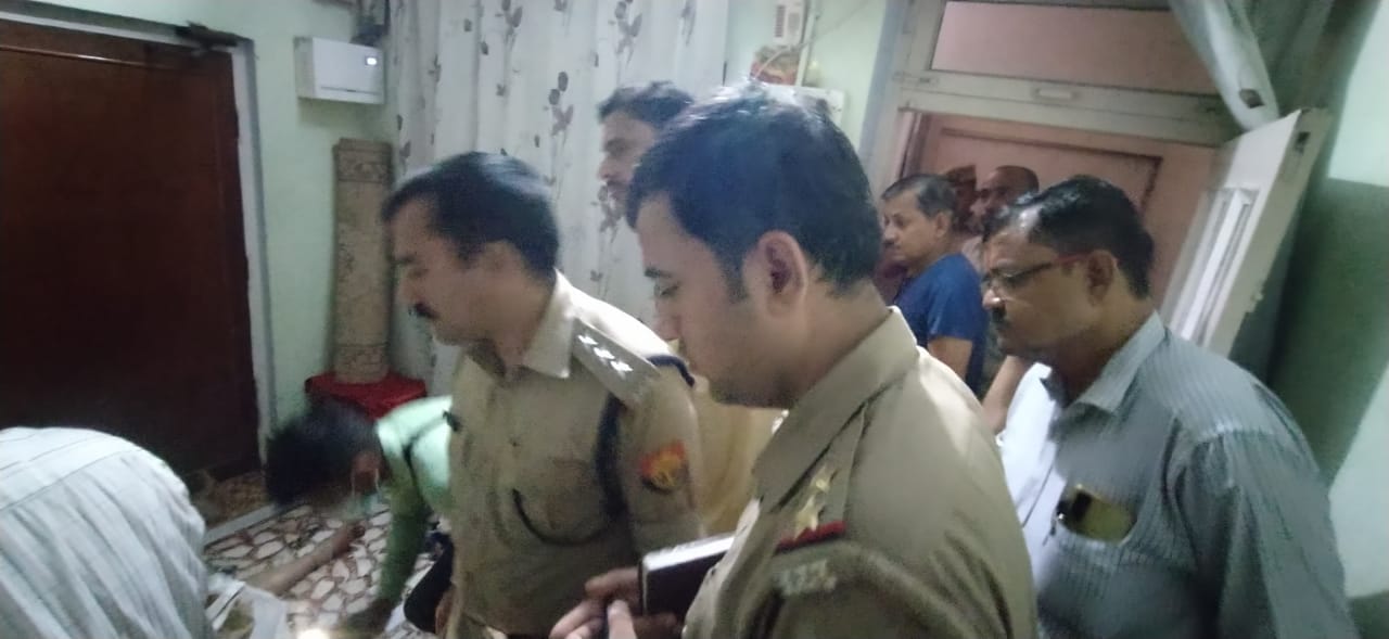 Kanpur Suicide Case, two line suicide note recovered