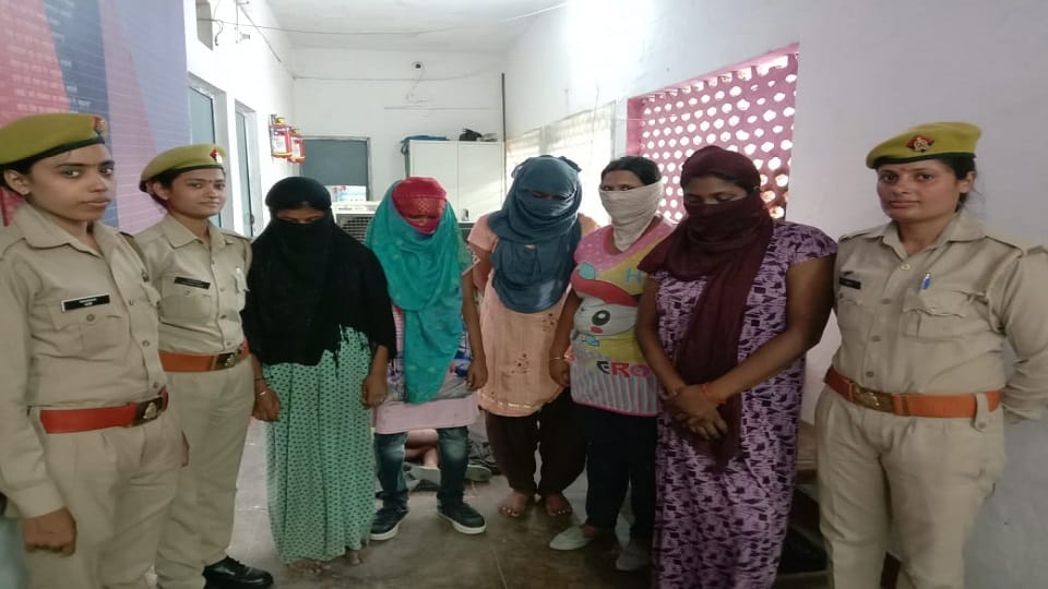 Sex Racket Police Raided House Prostitution Racket Seven Arrested In Mathura