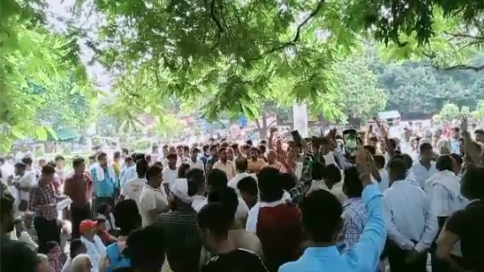 Shrikant wife Anu Tyagi has demanded for action by protest from CM Yogi Adityanath in her husband case
