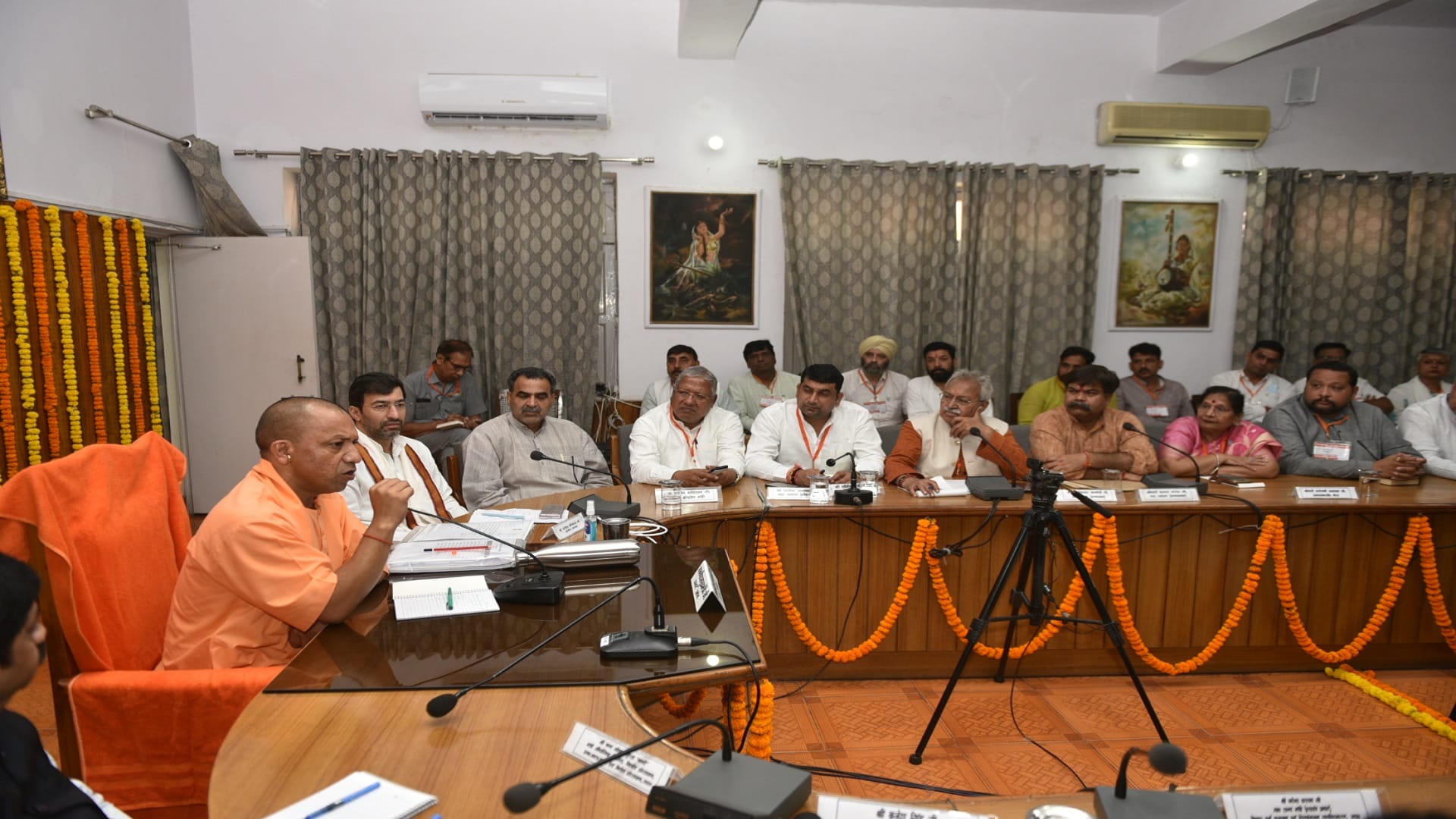 CM Yogi Adityanath distributed smartphones and tablets to the students in CCSU in Meerut
