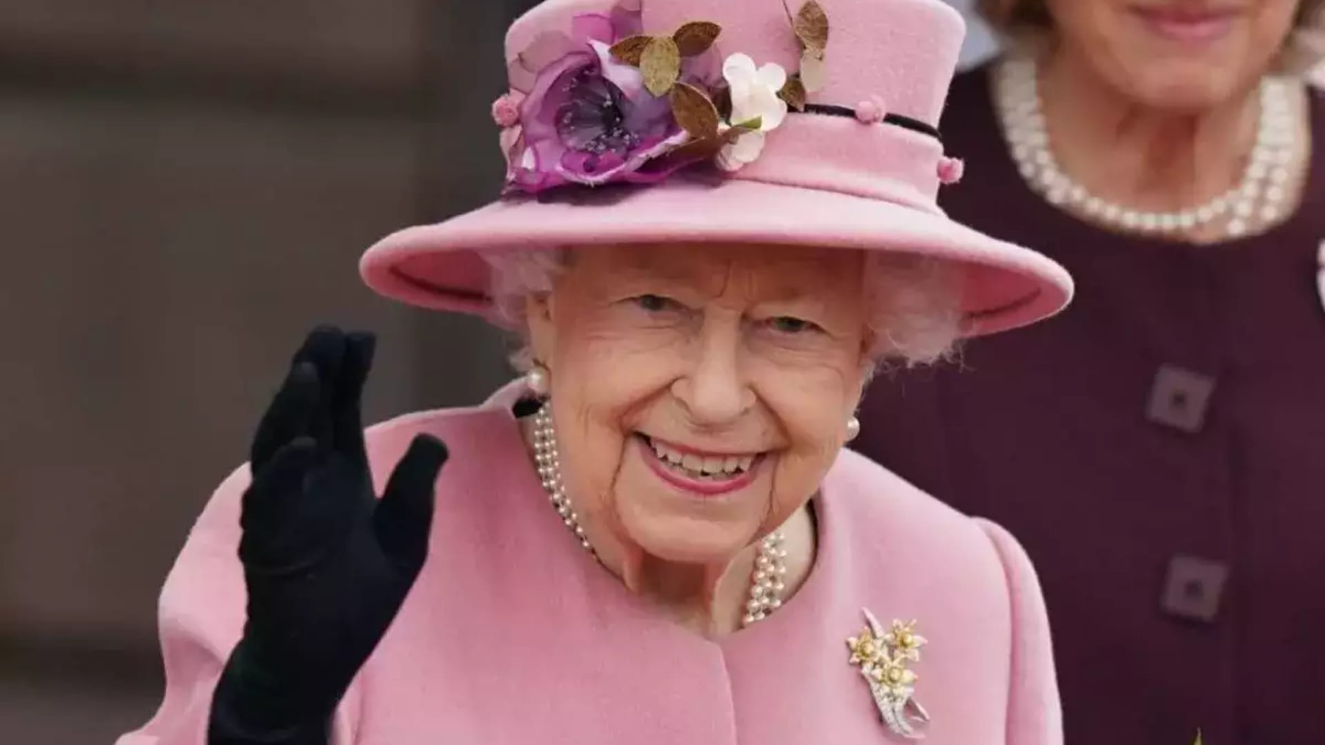 five moments that prove Queen Elizabeth II was the wittiest