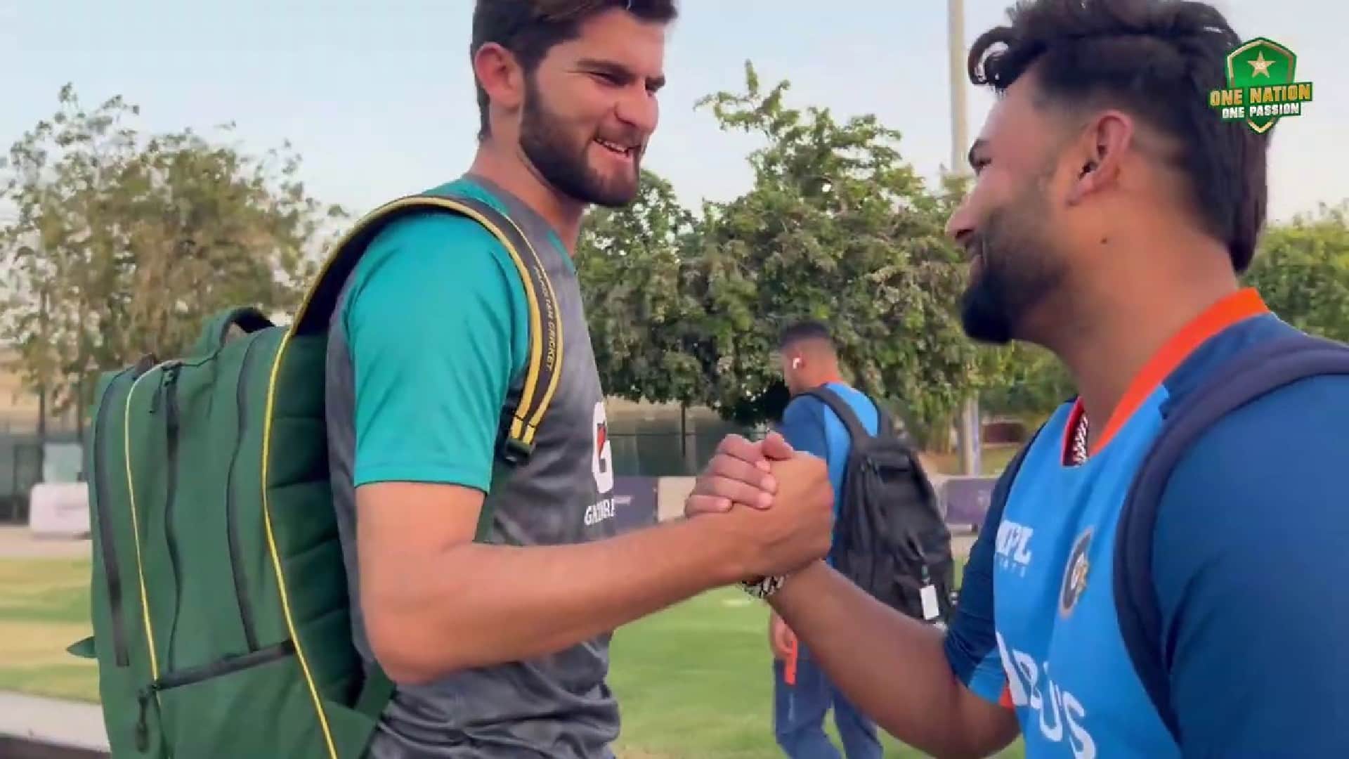 Pakistan Injured Shaheen Afridi meets Virat Kohli, Rishabh Pant and KL Rahul Video Goes virat on Social Media