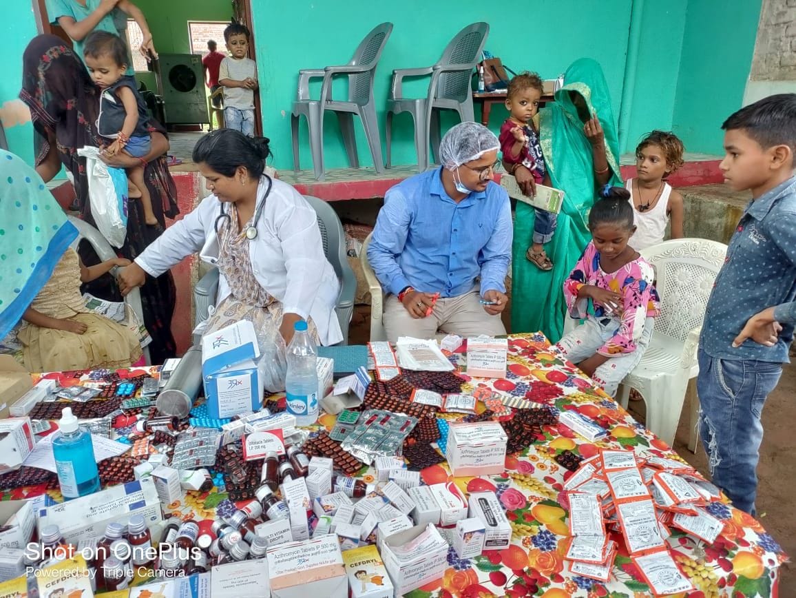Banda: WHO team camped in Triveni village, health department woke up after death of three children due to whooping cough