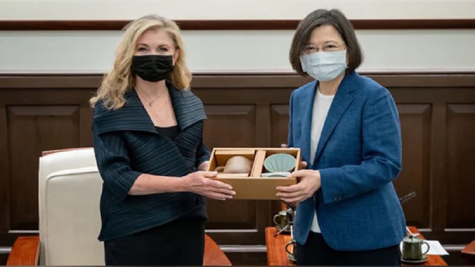 US senator Marsha Blackburn vows not to be bullied by China, says "Xi Jinping doesn't scare me"