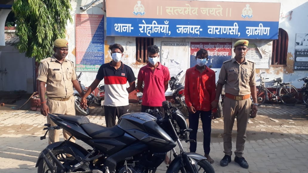Loot case busted in varanasi 12th class student became robber To fulfill expensive hobby arreste with friends