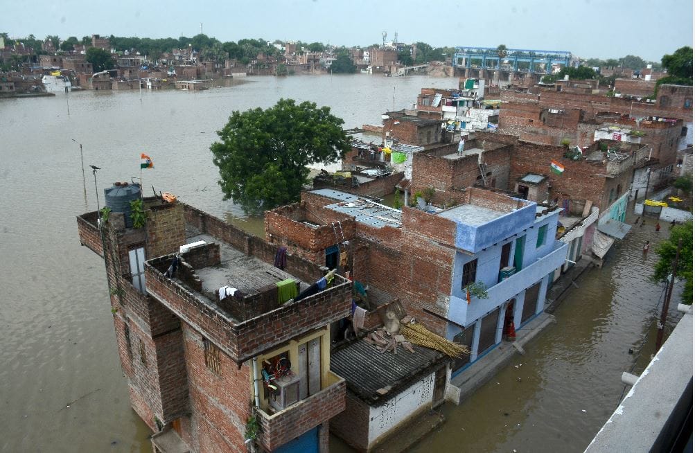 Varanasi Flood condition Ghat temple and crematorium submerged see photos
