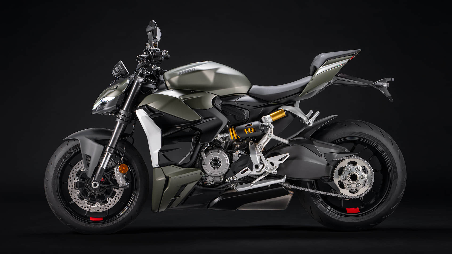 Ducati Streetfighter V2 Launched in India Check Price Features Specifications News in Hindi