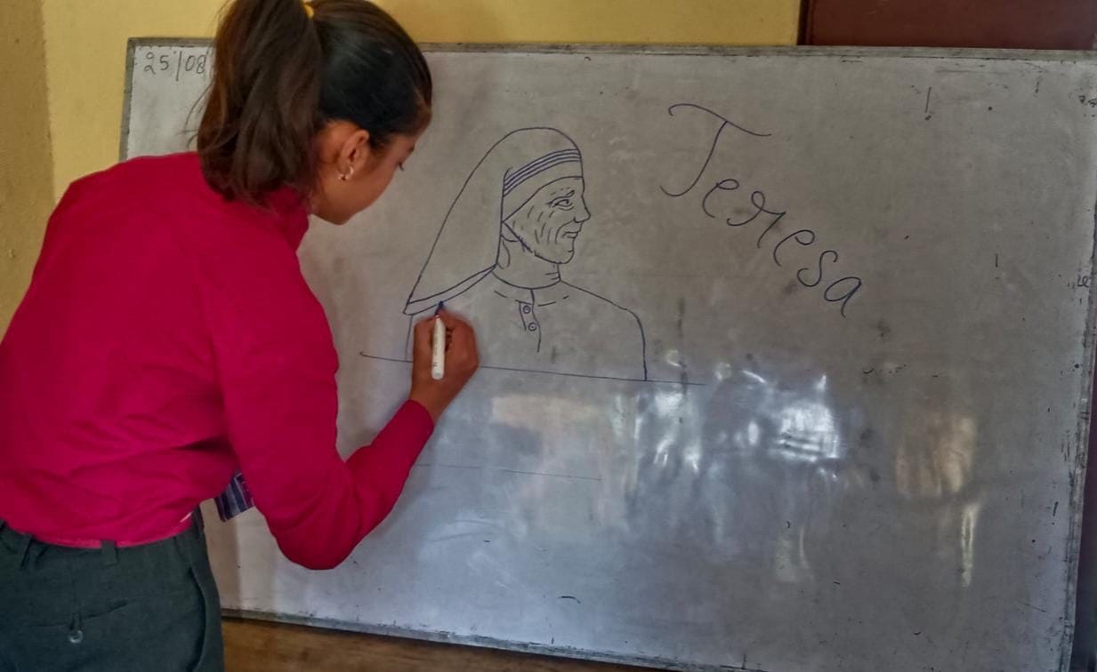 Kannauj: Nitya wins Mother Teresa painting competition