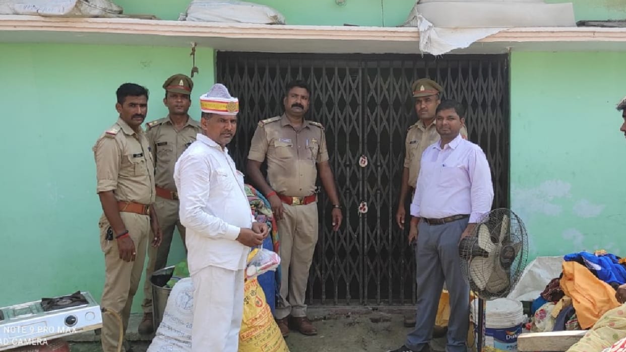 Gangster accused Lalji house and vehicle seized in Gorakhpur