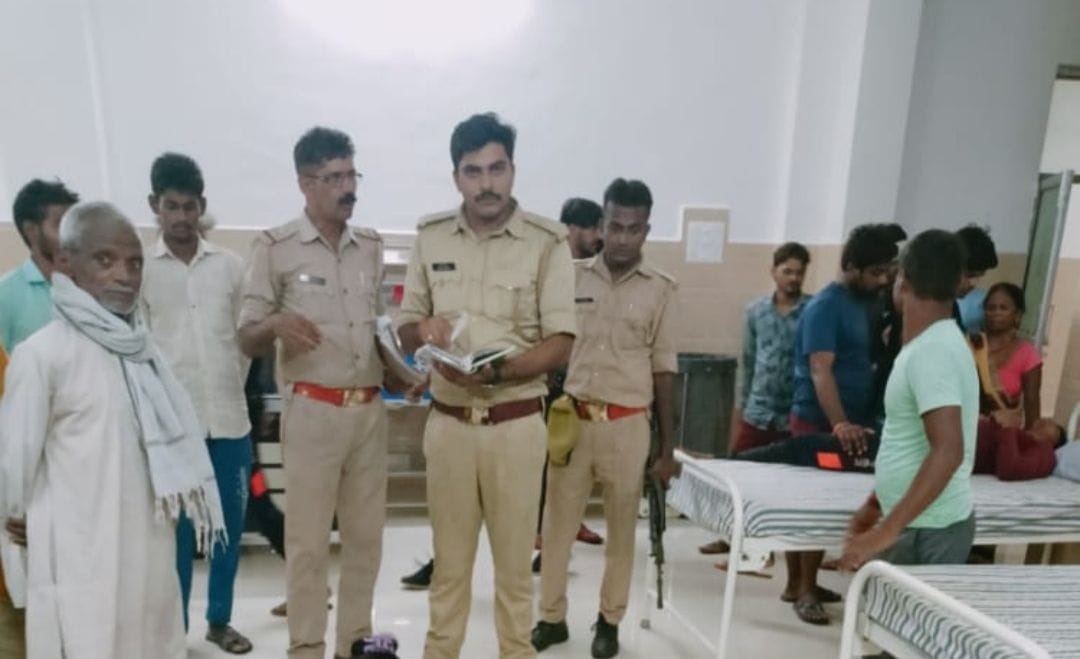 Kanpur Dehat : Bike rider died due to car collision, driver absconded leaving car