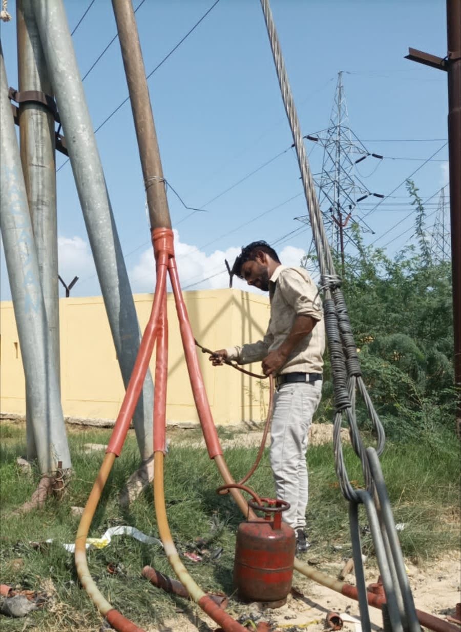 Hathras: Electricity stalled for eight and a half hours due to fire in cable box