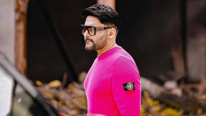 Kapil Sharma leaves for his The Kapil Sharma Show Tour click selfies with fans at Airport