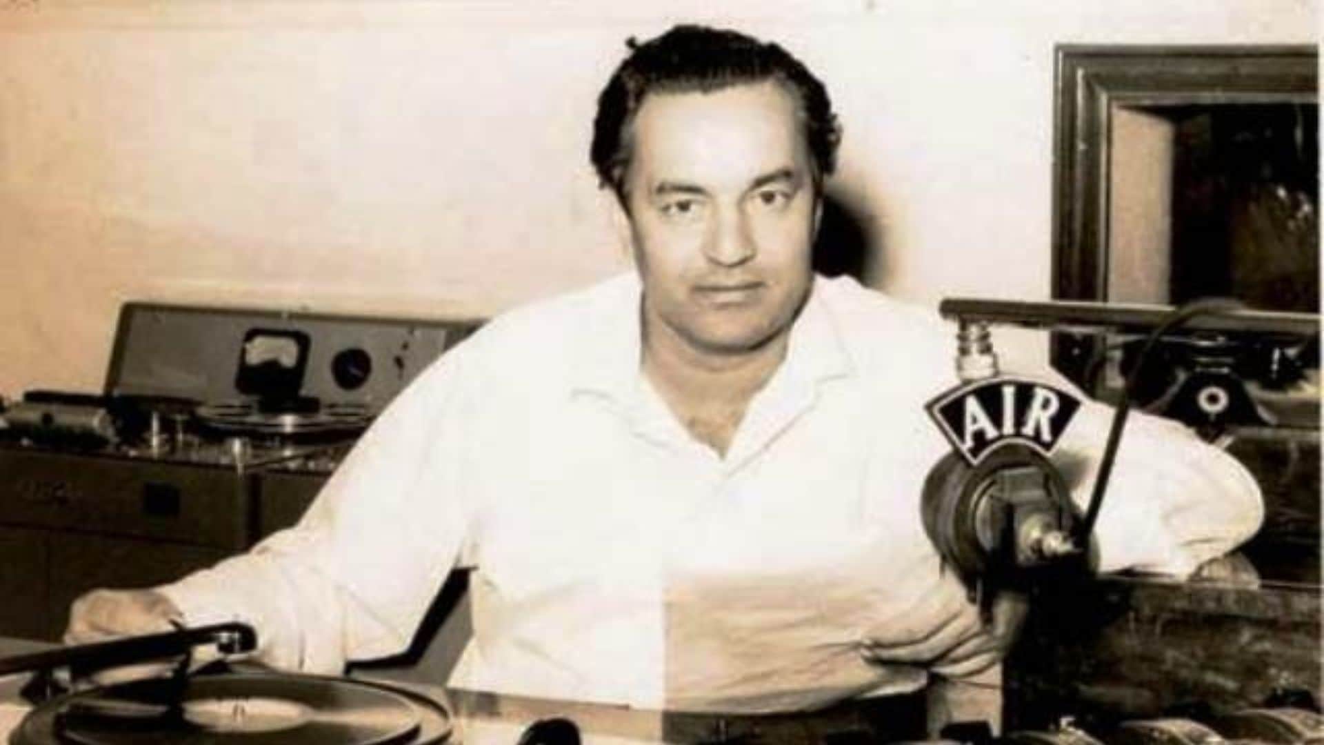 mukesh death anniversary singer was called the voice of Raj Kapoor