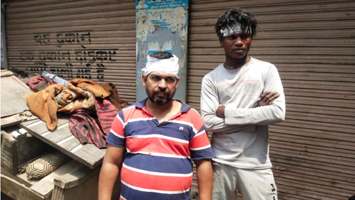 Conflict between two sides in Meerut and four people injured