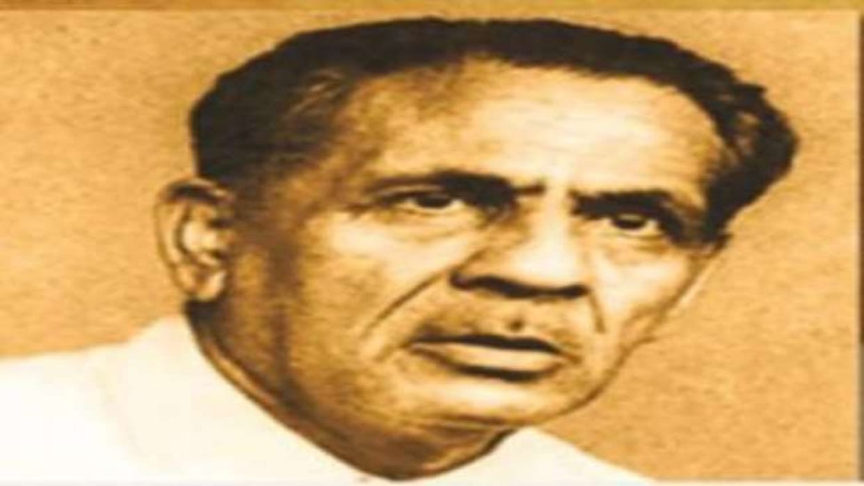 For the first time, Firaq Gorakhpuri went to jail for writing Ghazal was arrested by the Br