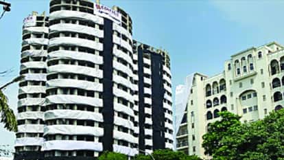 twin tower demolition Emerald Court project of Supertech builders and officials authority