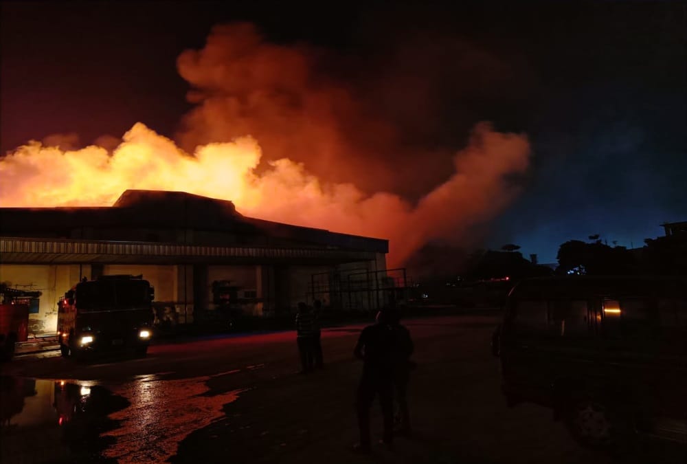 Uttarakhand news: Fire broke out in Britannia Company in rudrapur Photos