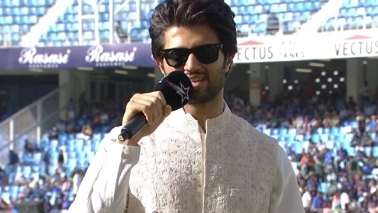IND vs PAK Asia Cup vijay deverakonda reveals he wanted to bat against Wasim Akram