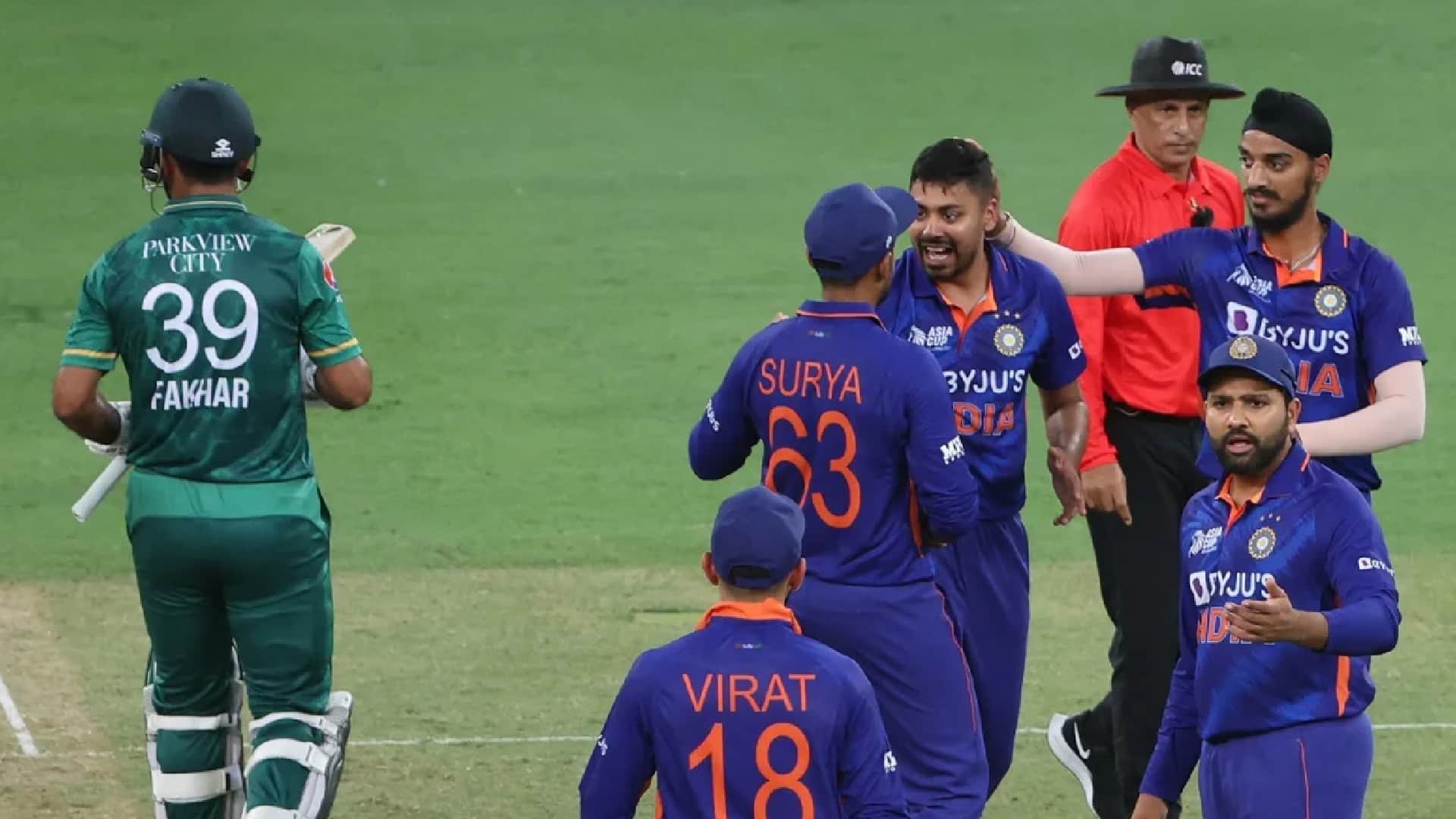 IND vs PAK Photos asia cup 2022 india vs pakistan match in dubai rohit sharma virat kohli babar azam hardik