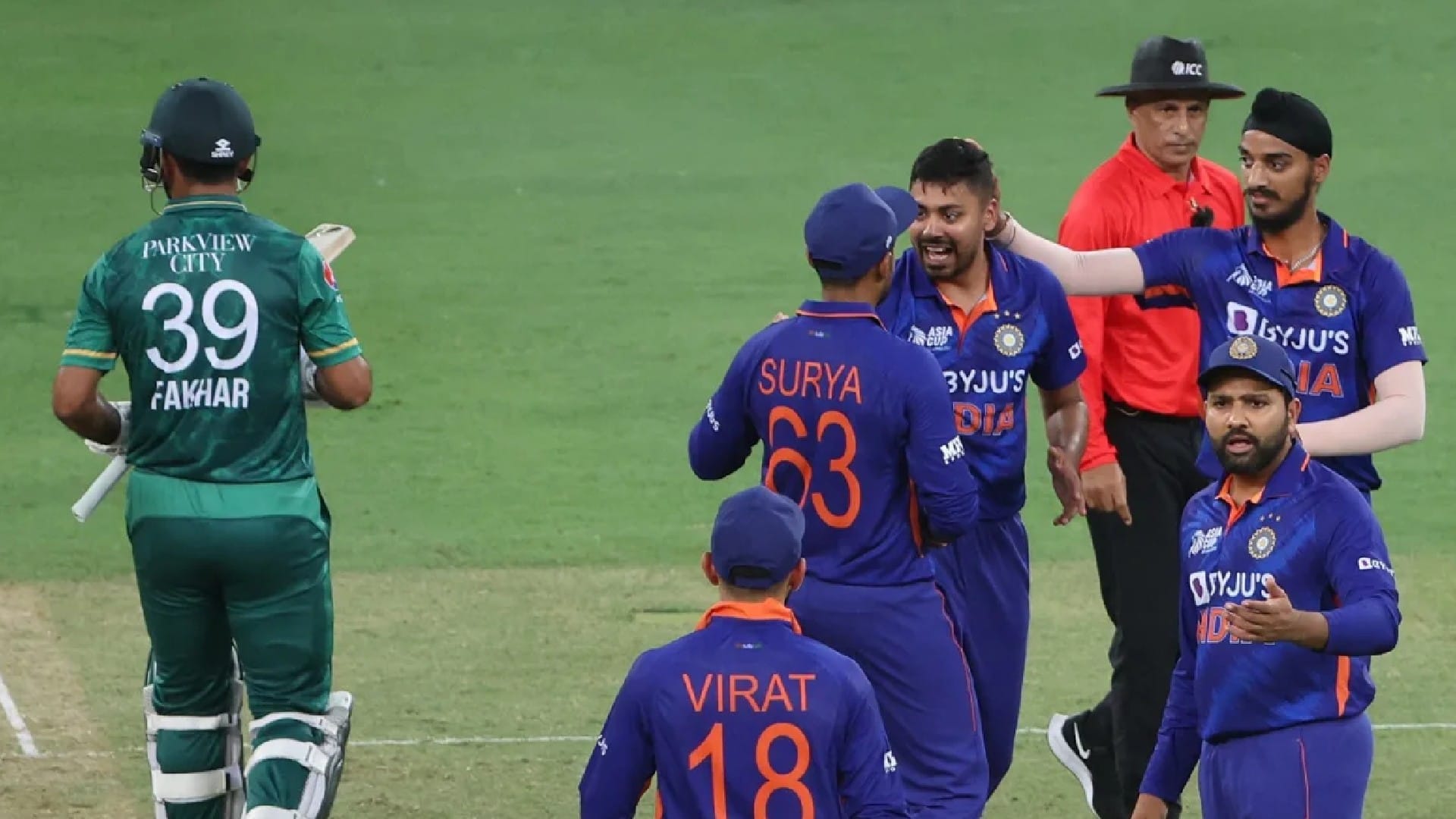 IND vs PAK Photos asia cup 2022 india vs pakistan match in dubai rohit sharma virat kohli babar azam hardik