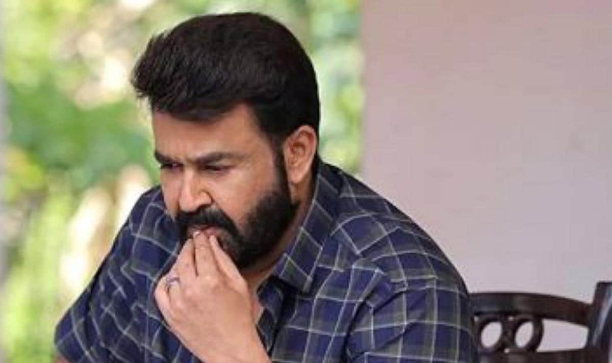 Mohanlal Fim Malaikottai Vaaliban release on Same Date with Hrithik Roshan Fighter Details Inside
