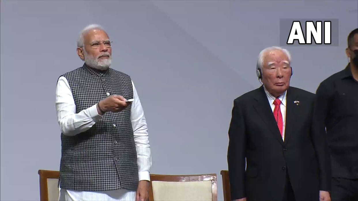 PM Modi Gujarat Visit All Updates, Bhuj Road show, kutch to inaugurate Smritivan memorial Memorial