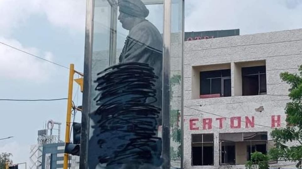 Separatist slogans written on statue of former CM Beant Singh in Jalandhar