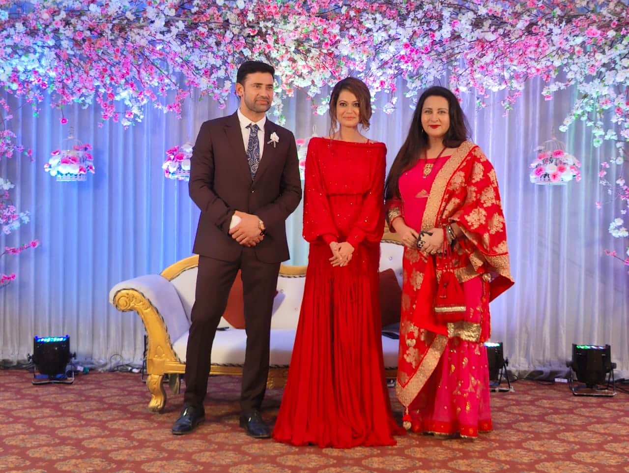 Sangram Singh Payal Rohatgi throws a wedding reception in Mumbai for their friends see photos here
