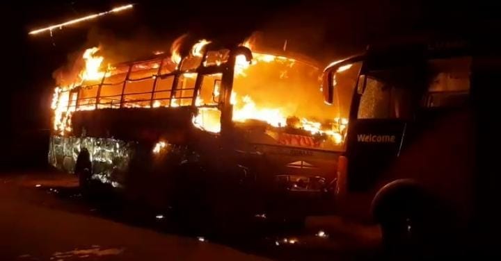 Bus fire breaks out near Ramlila railway crossing in Pilibhit no casualties