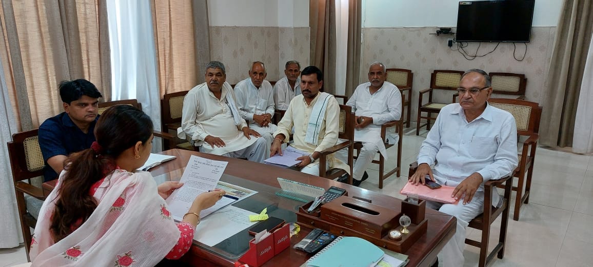 Farmers asked for two days to consider ending the strike